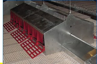 FDI galvanized community nest with red nest pads